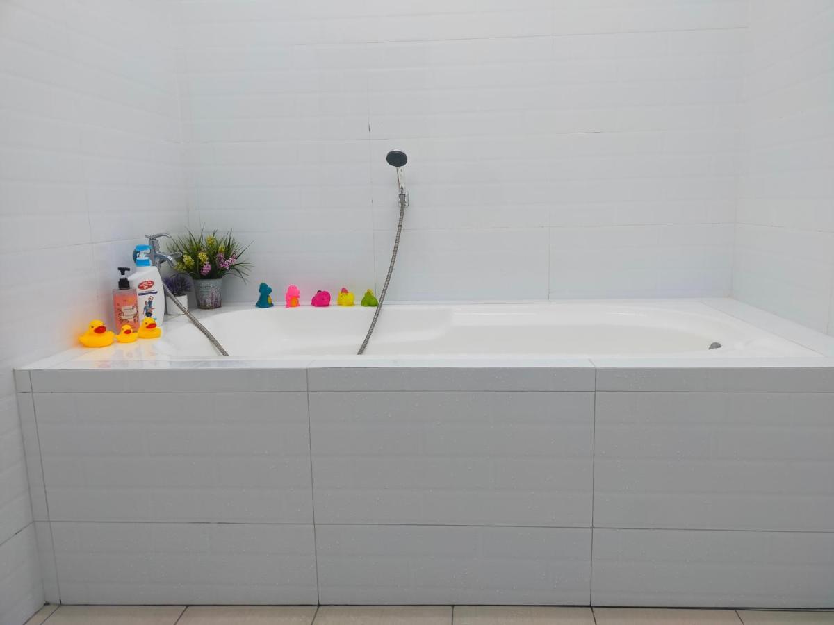 D'Port Dicksonmuslimonly Homestay Екстер'єр фото